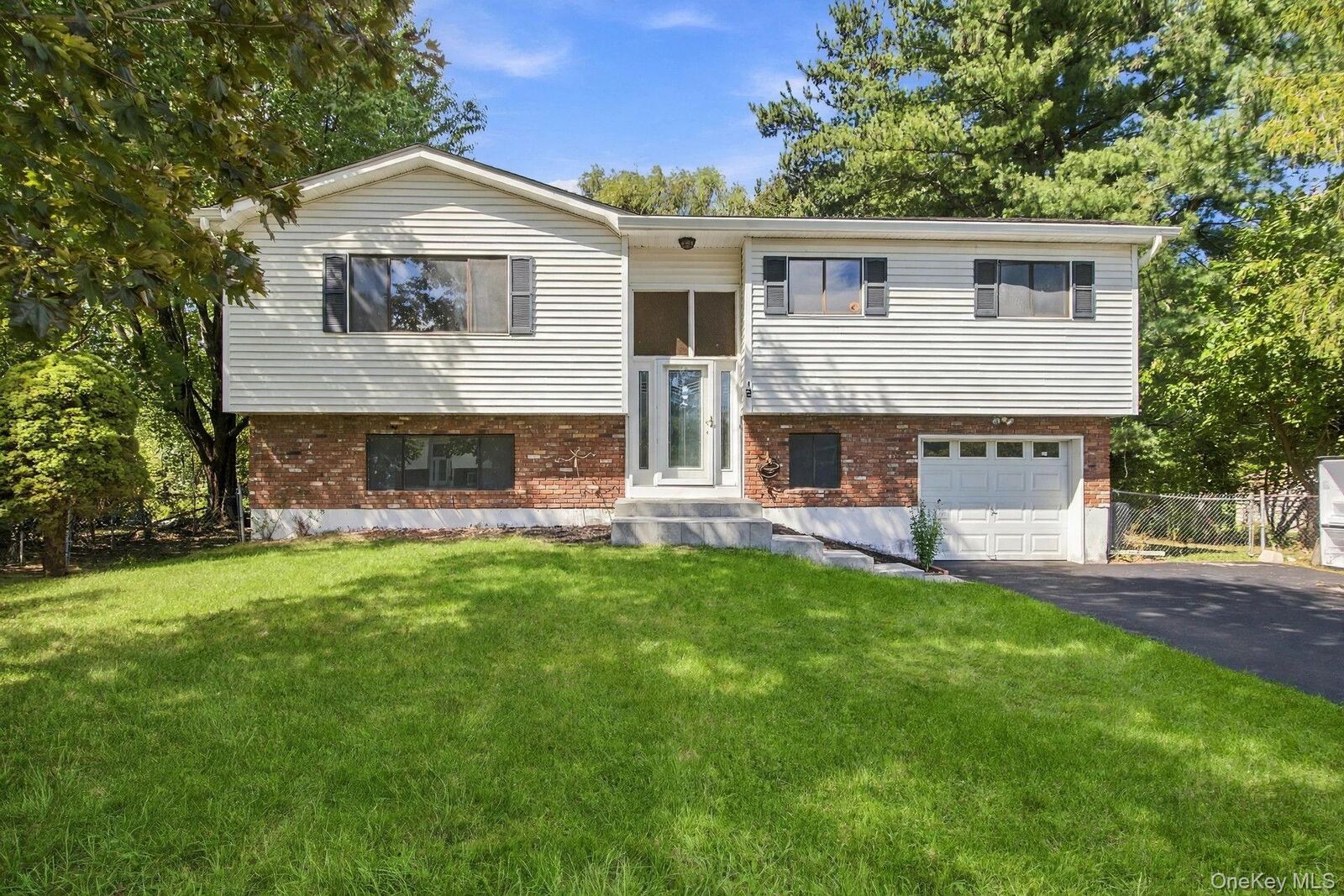 Property Photo:  12 Westminister Drive  NY 10940 