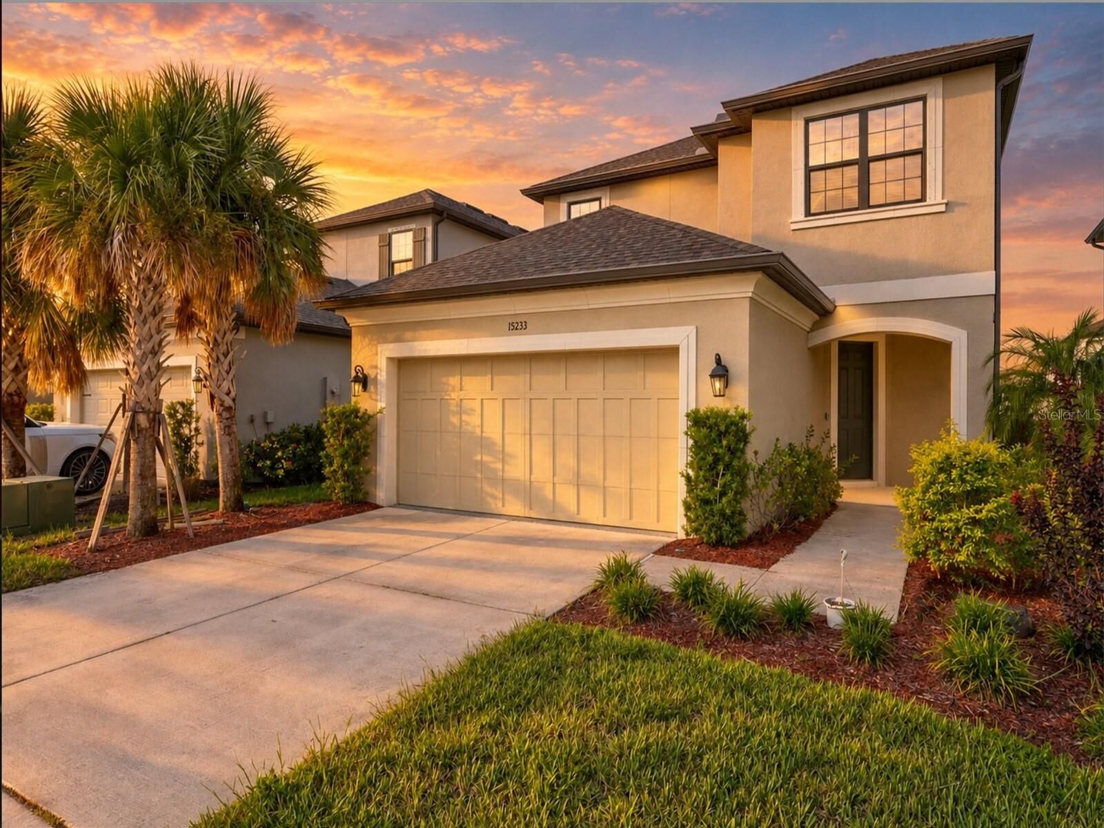 Property Photo:  15233 Shady Palms Lane  FL 34275 