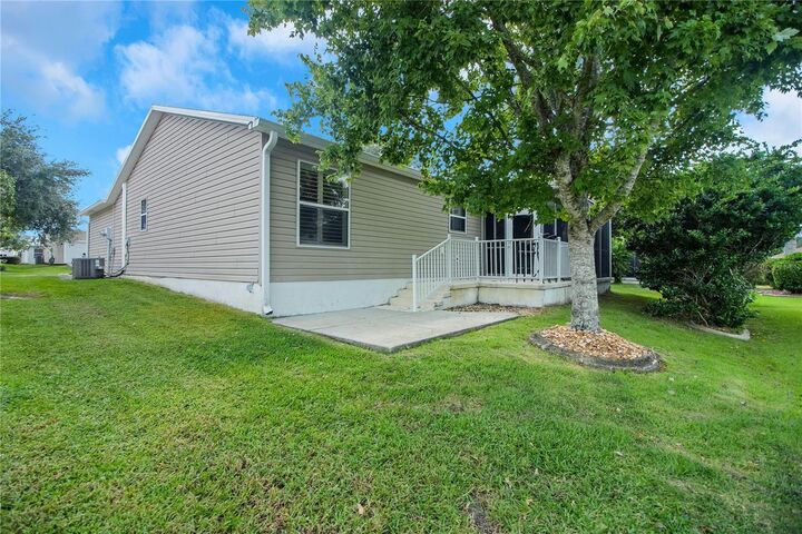 Property Photo:  299 Jefferson Lane  FL 32162 