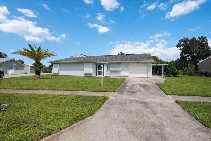 Property Photo:  5858 Kenwood Drive  FL 34287 