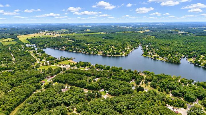 Property Photo: 324 Hickory Drive MO 65453