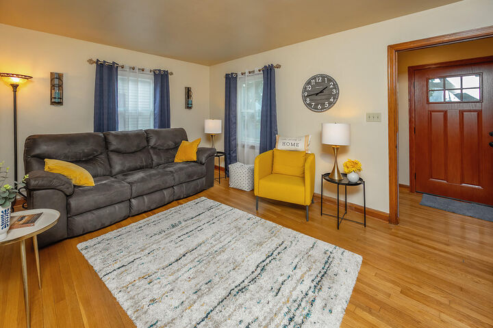 Property Photo:  3132 S Burrell St  WI 53207 