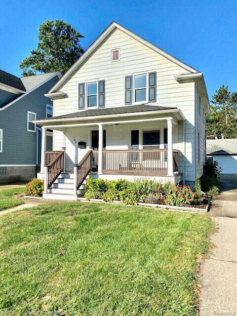 Property Photo: 702 S Altadena Avenue MI 48067