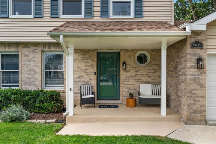 Property Photo: 6114 1/2 Leonard Avenue IL 60515