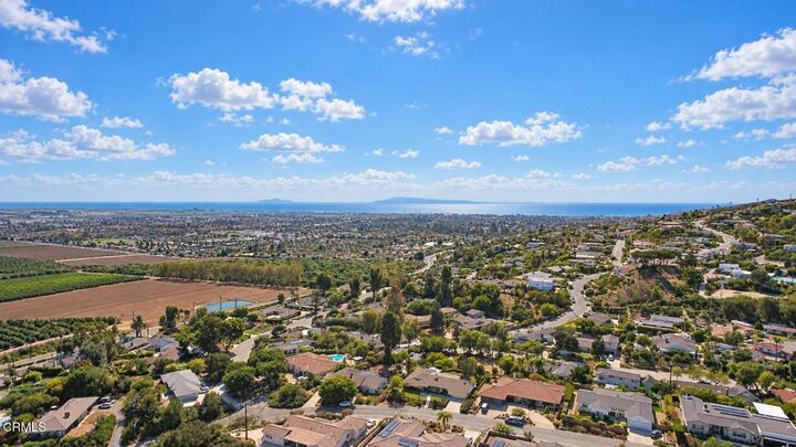 Property Photo:  656 Colina Vista  CA 93003 