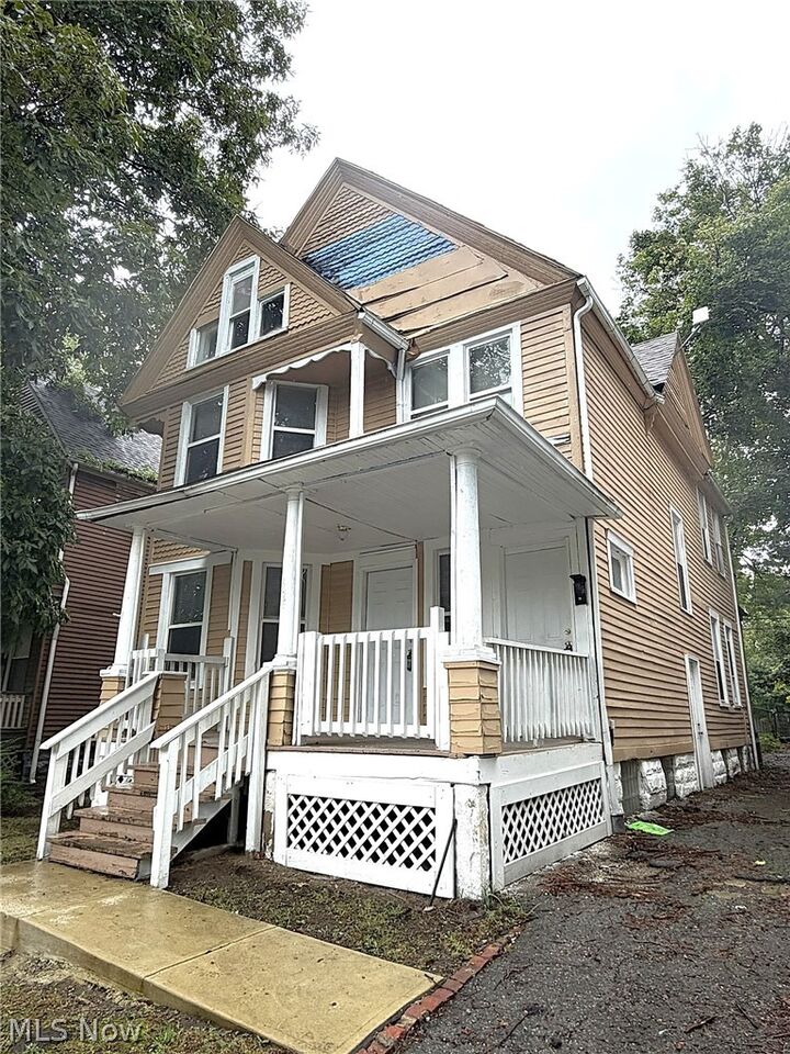 Property Photo:  1583 E 84th Street  OH 44103 