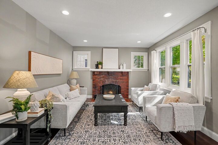 Property Photo: 2115 Palace Avenue MN 55105