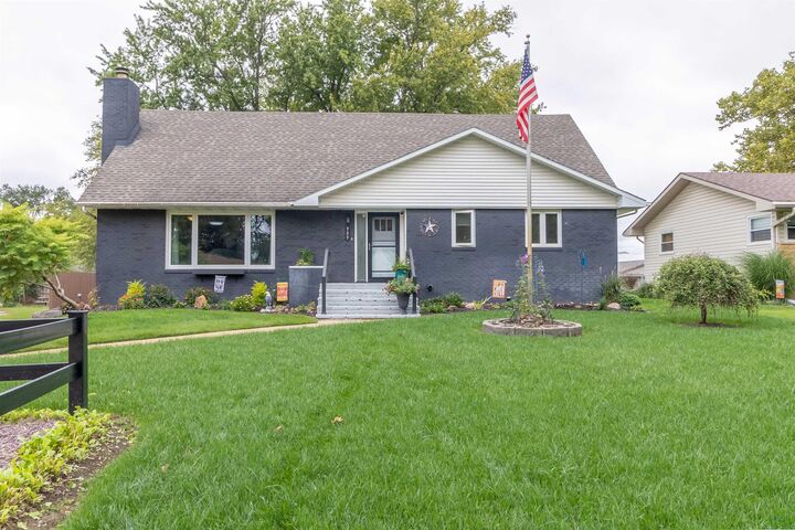 Property Photo:  909 Evans Street  IA 51055 