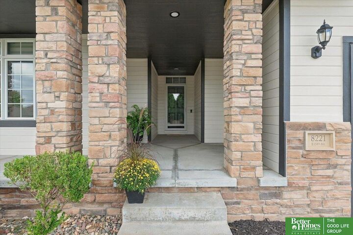Property Photo: 8221 S 154 Avenue NE 68138