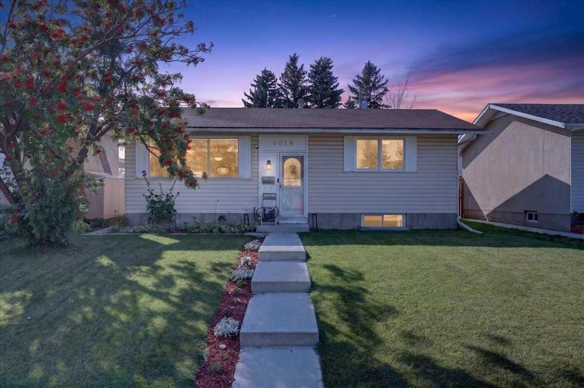 Property Photo:  6019 Penworth Road SE  AB T2A 4E9 