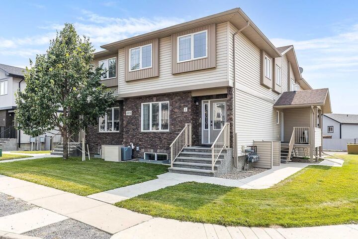 Property Photo:  4952 Southlands Drive SE 1  AB T1B 0E9 