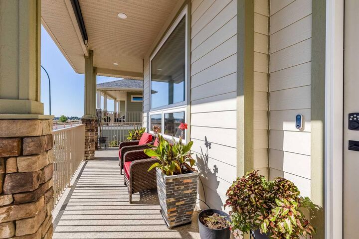 Property Photo:  218 Ranchlands Boulevard NE  AB T1C 0E3 