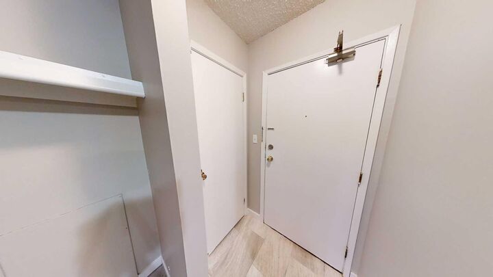 Property Photo:  9515 100 Avenue 102  AB T8V 0S8 