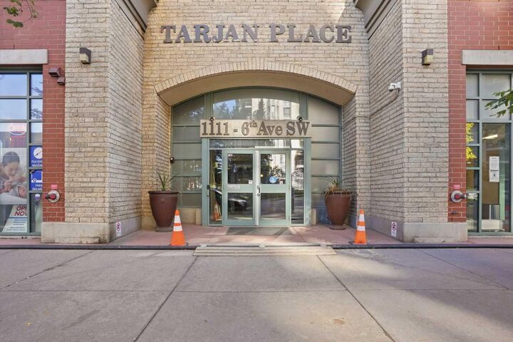 Photo de la propriété:  1111 6 Avenue SW 212  AB T2P 5M5 