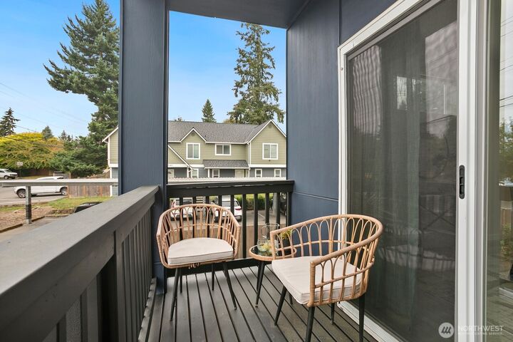 Property Photo:  3311  156th Street SW A1  WA 98087 
