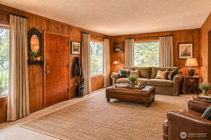 Property Photo: 748 N 72nd Street WA 98103