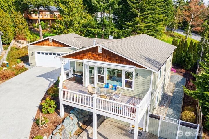 Property Photo:  446  Modoc Place  WA 98257 