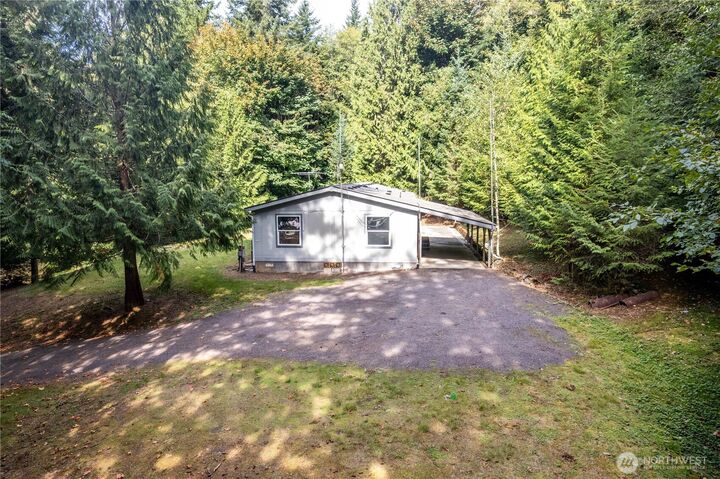 Property Photo: 125 Eufaula Heights Road WA 98632