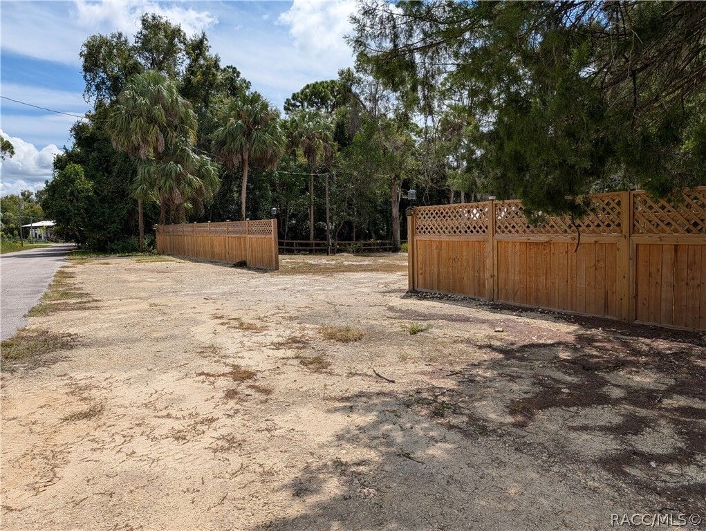 Property Photo:  34 Palm Drive  FL 34449 