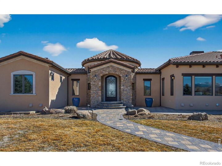 Property Photo:  2102 Shoreside Drive  CO 80513 