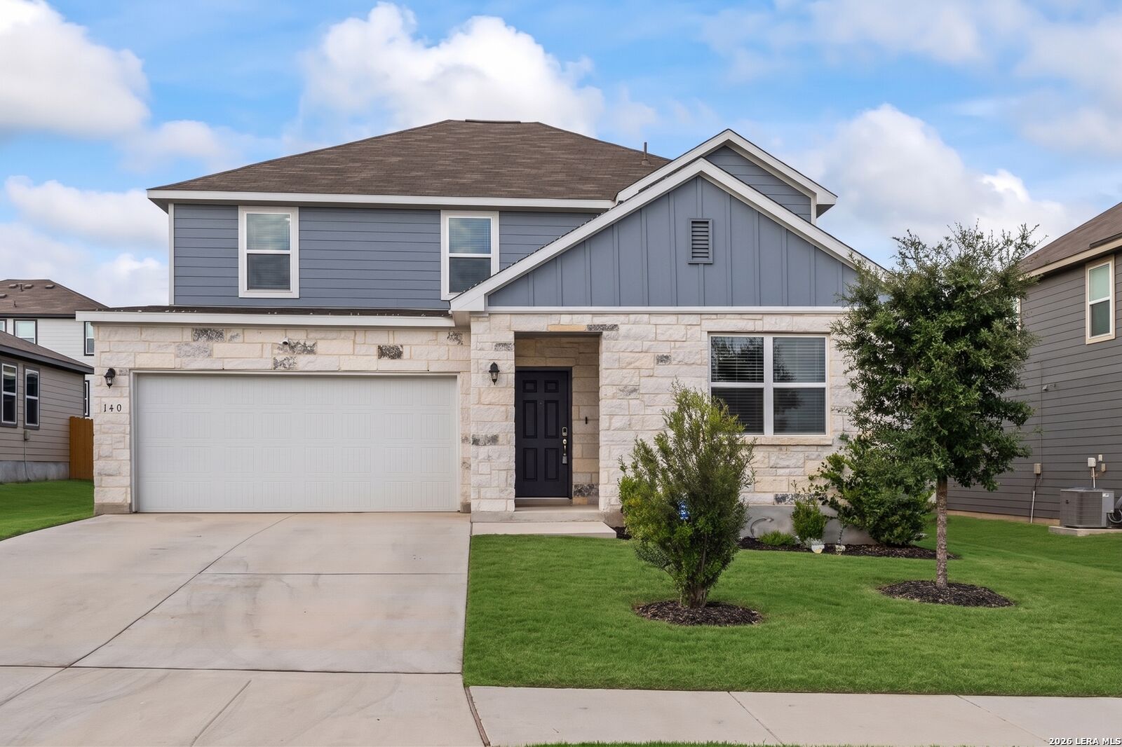 Property Photo: 140 Bella Rosa Trl TX 78108