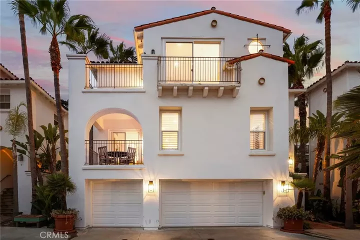 Property Photo:  253 W Marquita B  CA 92672 