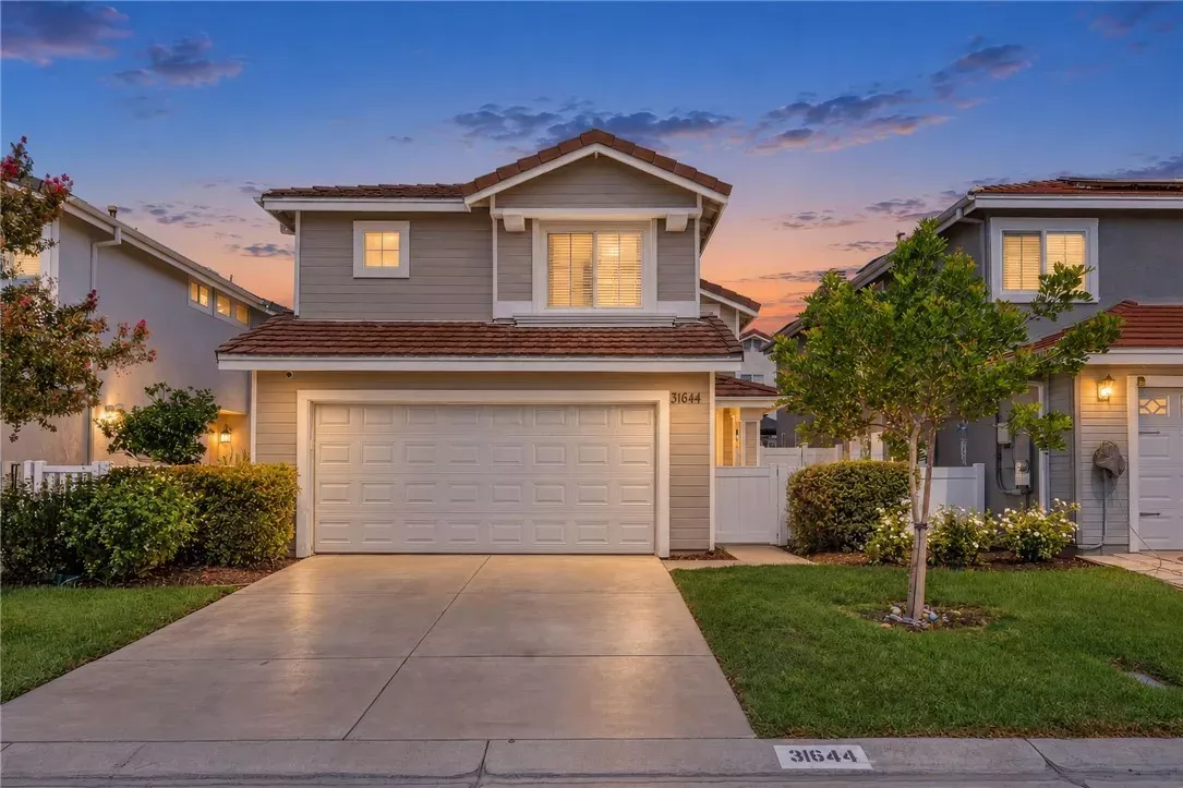 Property Photo:  31644 Briarwood  CA 92592 
