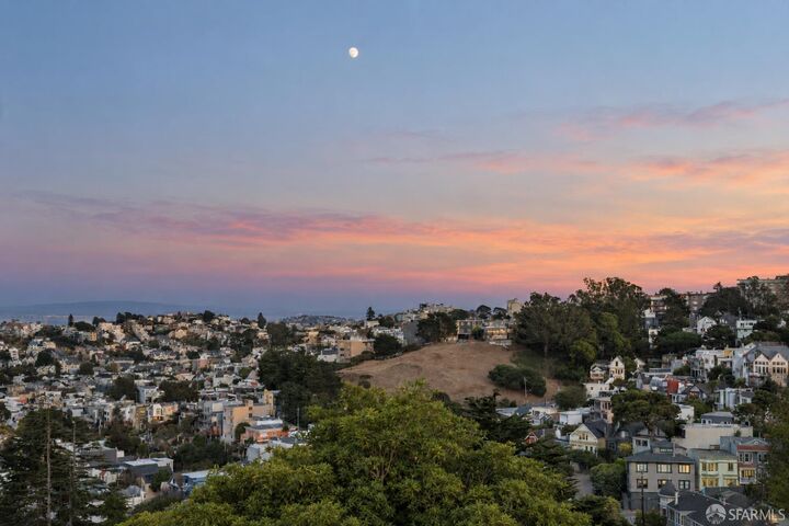 Property Photo:  45 Deming Street  CA 94114 