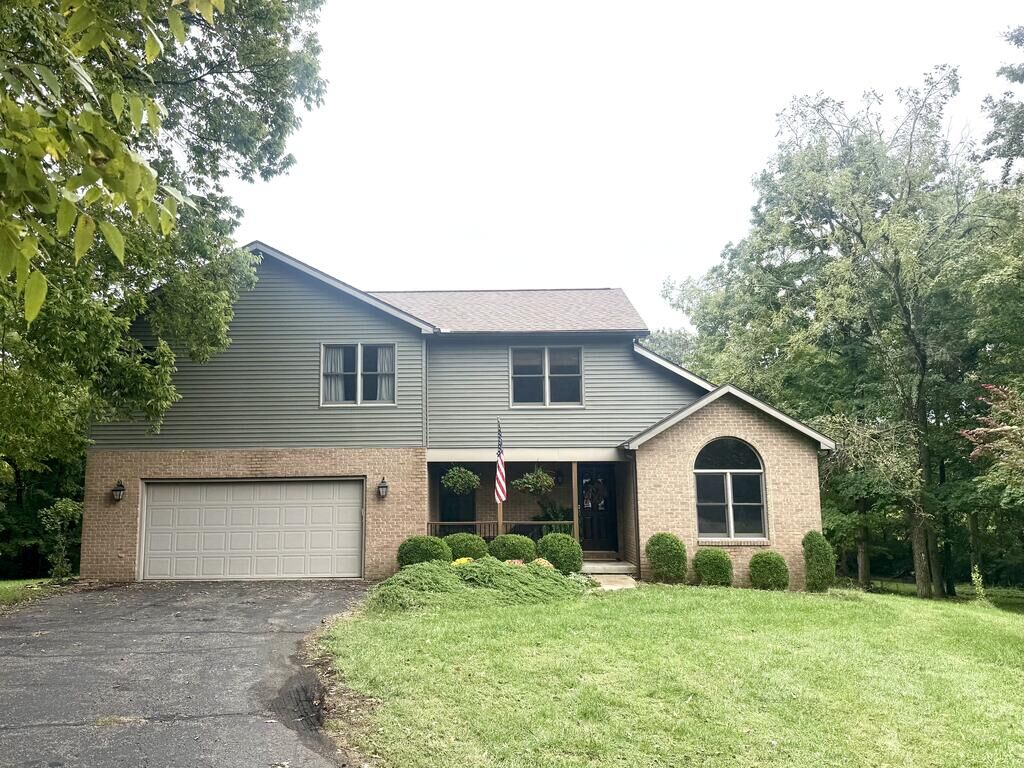 Property Photo:  156 Woodland Way  OH 45601 
