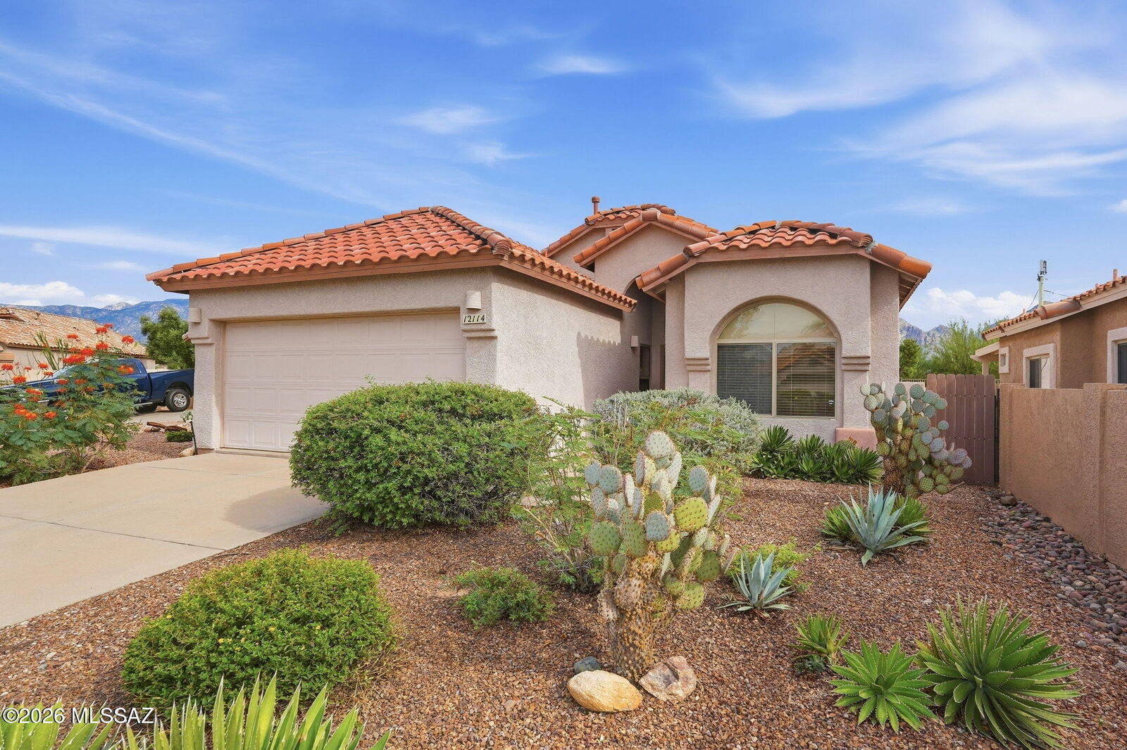 Property Photo: 12114 N Jarren Canyon Way AZ 85755