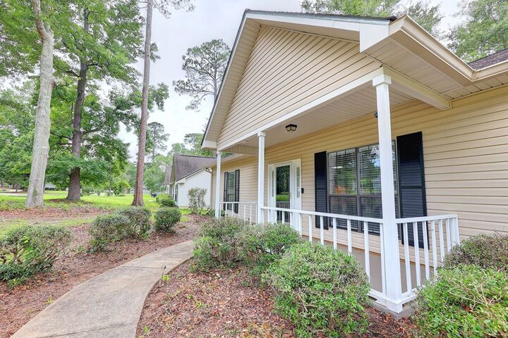 Property Photo: 105 Ayries Drive GA 31792