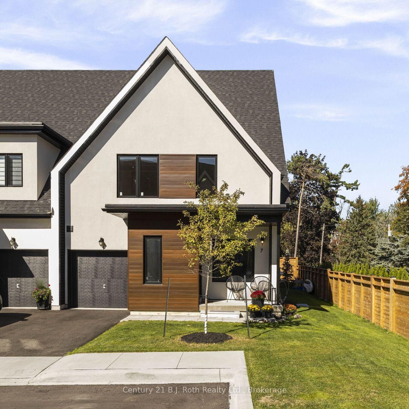 Property Photo:  7 Rice Lane Road  ON L3V 1C5 