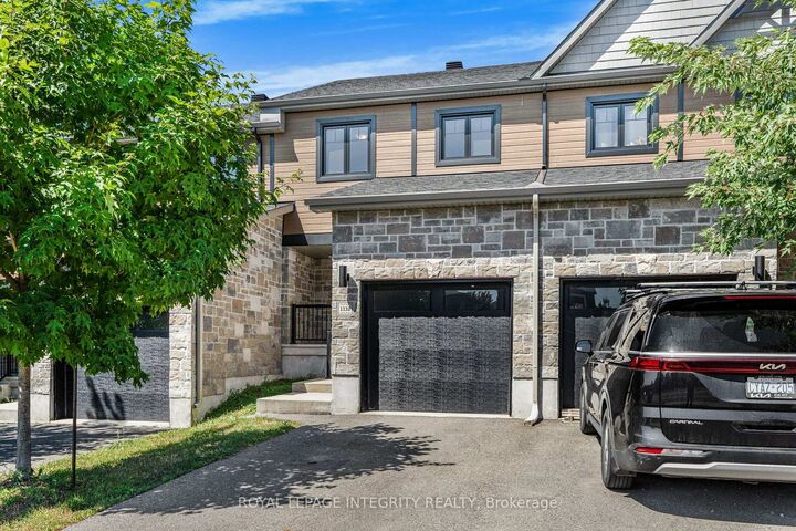 Property Photo:  1132 Docteur Corbeil Boulevard  ON K4K 0G9 