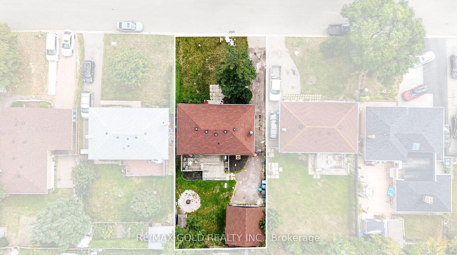 Property Photo: 12 Alexandria Crescent ON L6T 1N3
