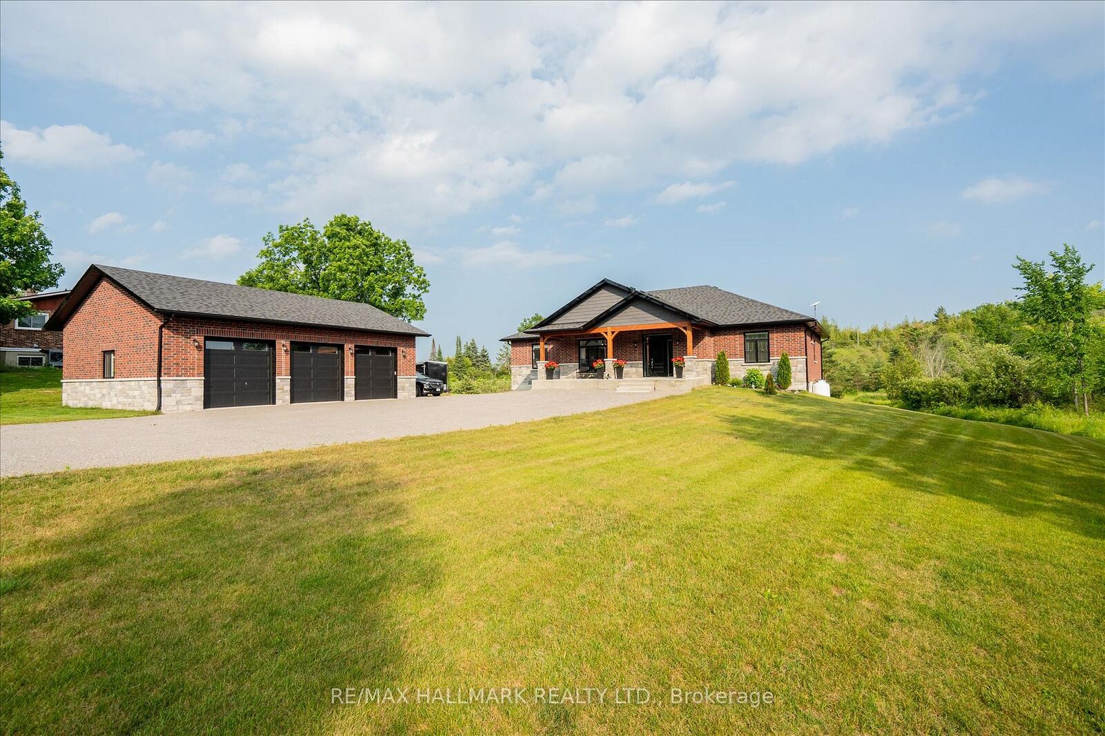 Photo de la propriété: 51 Morrow Road ON K0L 1Y0