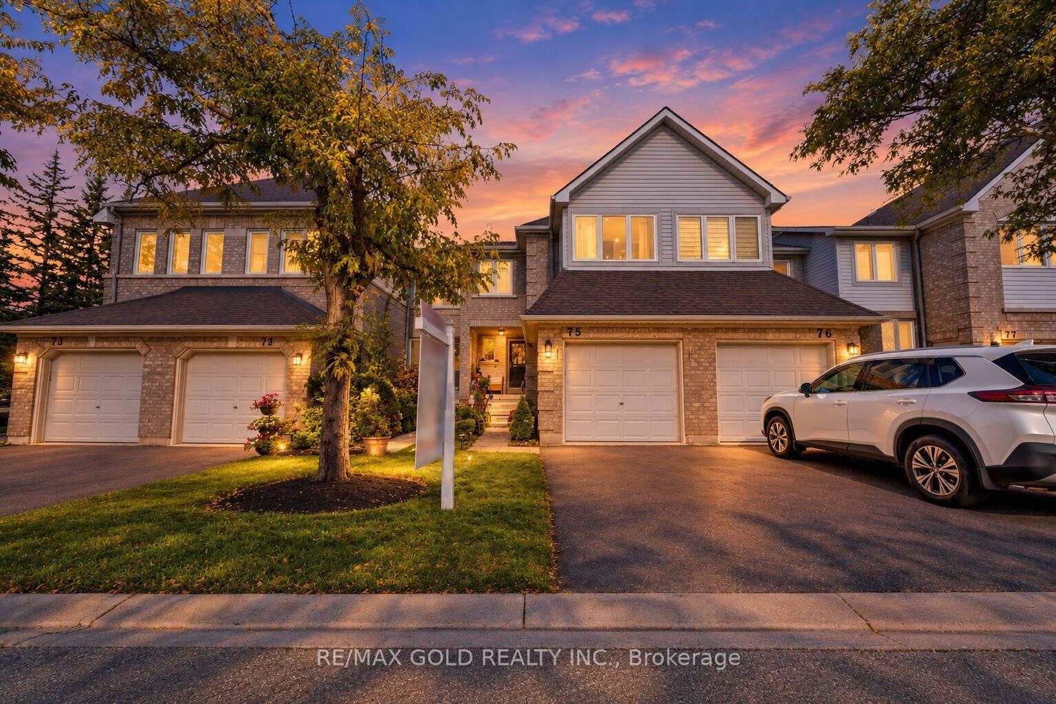 Property Photo: 2555 Thomas Street 75 ON L5M 5P6