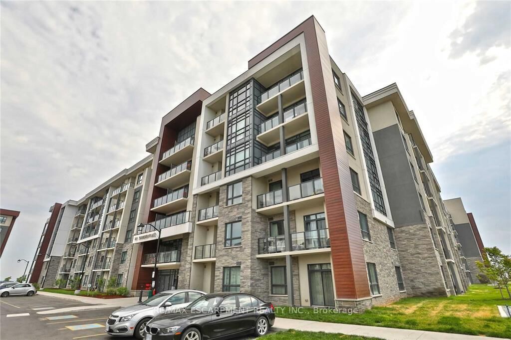 Property Photo:  101 Shoreview Place 231  ON L8E 0K3 