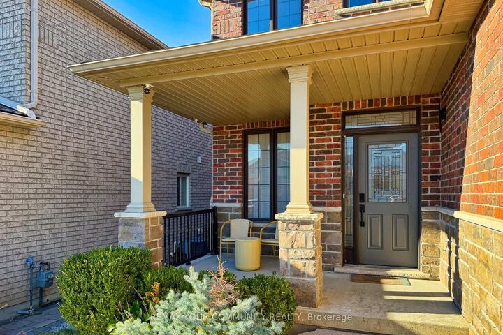 Photo de la propriété:  62 Jewel House Lane  ON L4N 8J7 