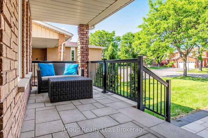 Photo de la propriété: 15 San Marko Place ON L4L 7M6