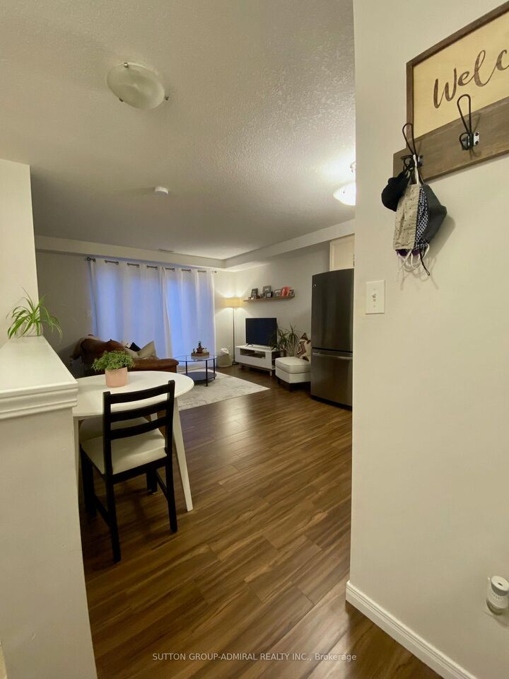 Property Photo:  25 Sienna Street B  ON N2R 1P7 