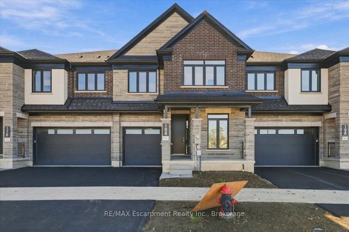 Property Photo:  108 Valley Trail Place  ON L8B 2A2 