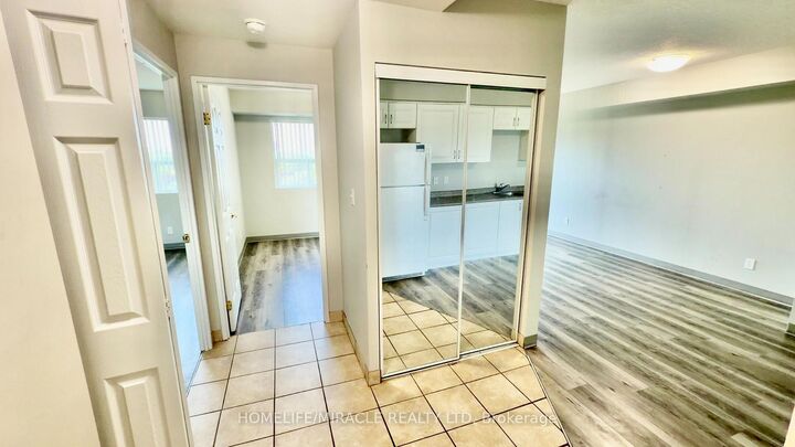 Property Photo:  593 Strasburg Road 705  ON N2E 0J7 