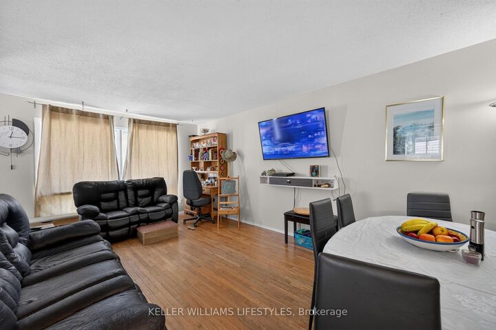 Property Photo: 1838 Culver Drive 1838 ON N5V 3K6