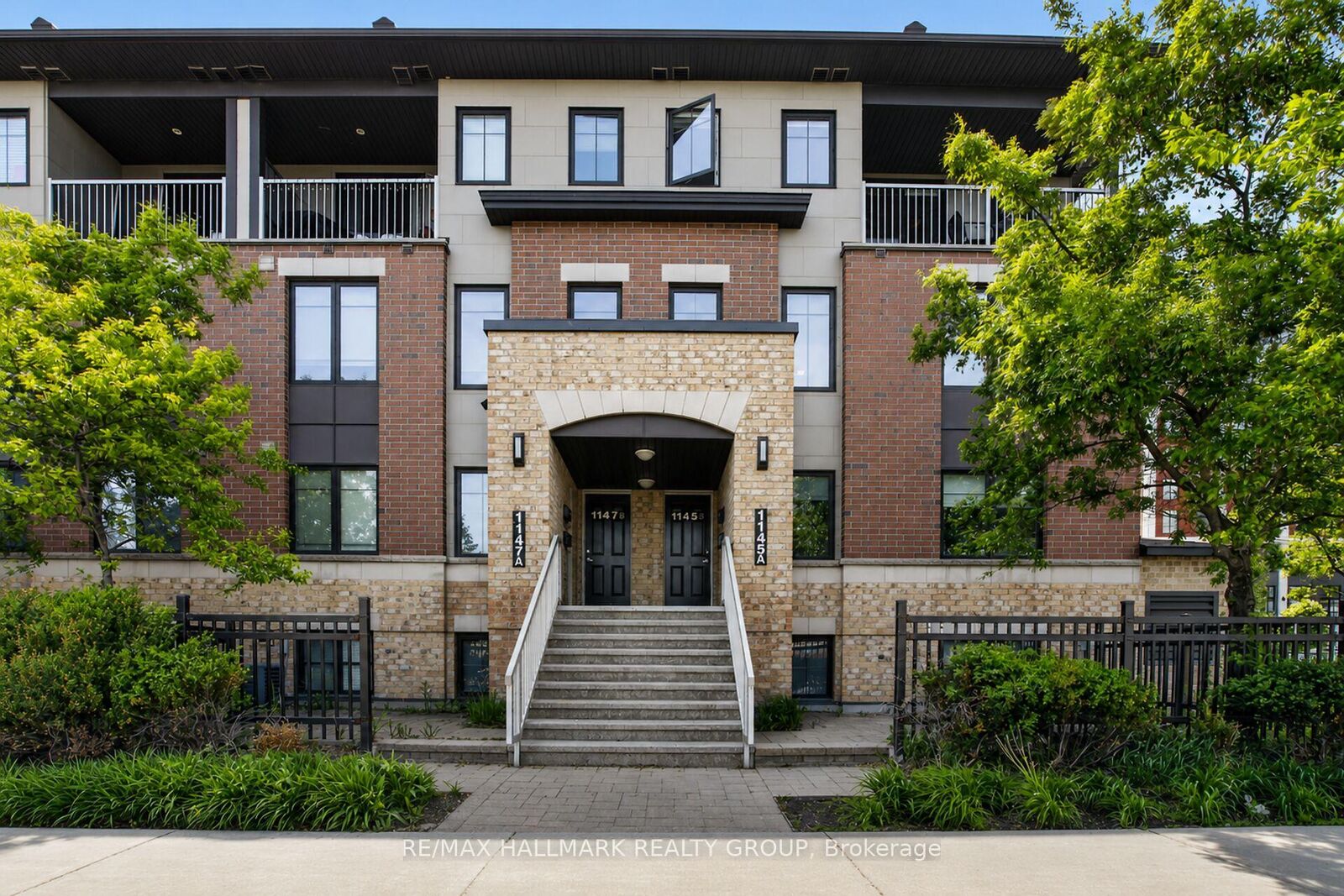 Property Photo:  1145 Longfields Drive B  ON K2J 5R5 