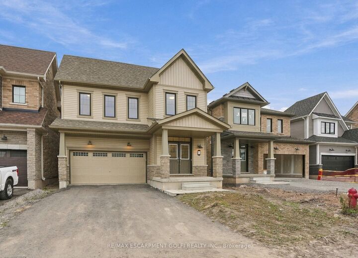 Property Photo: 166 Aviron Crescent ON L3B 0M5