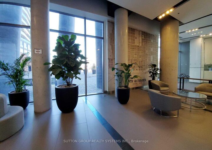 Property Photo:  70 Distillery Lane 907  ON M5A 0E3 