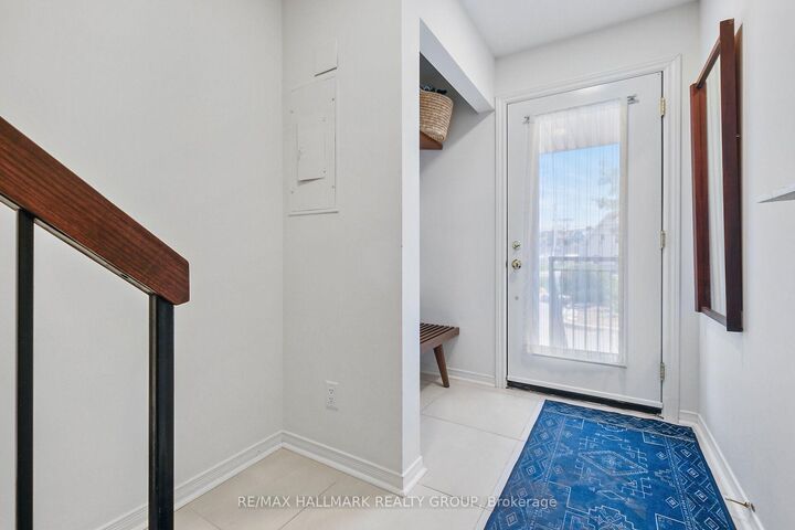 Property Photo:  20 Charlevoix Street 34  ON K1L 8K5 