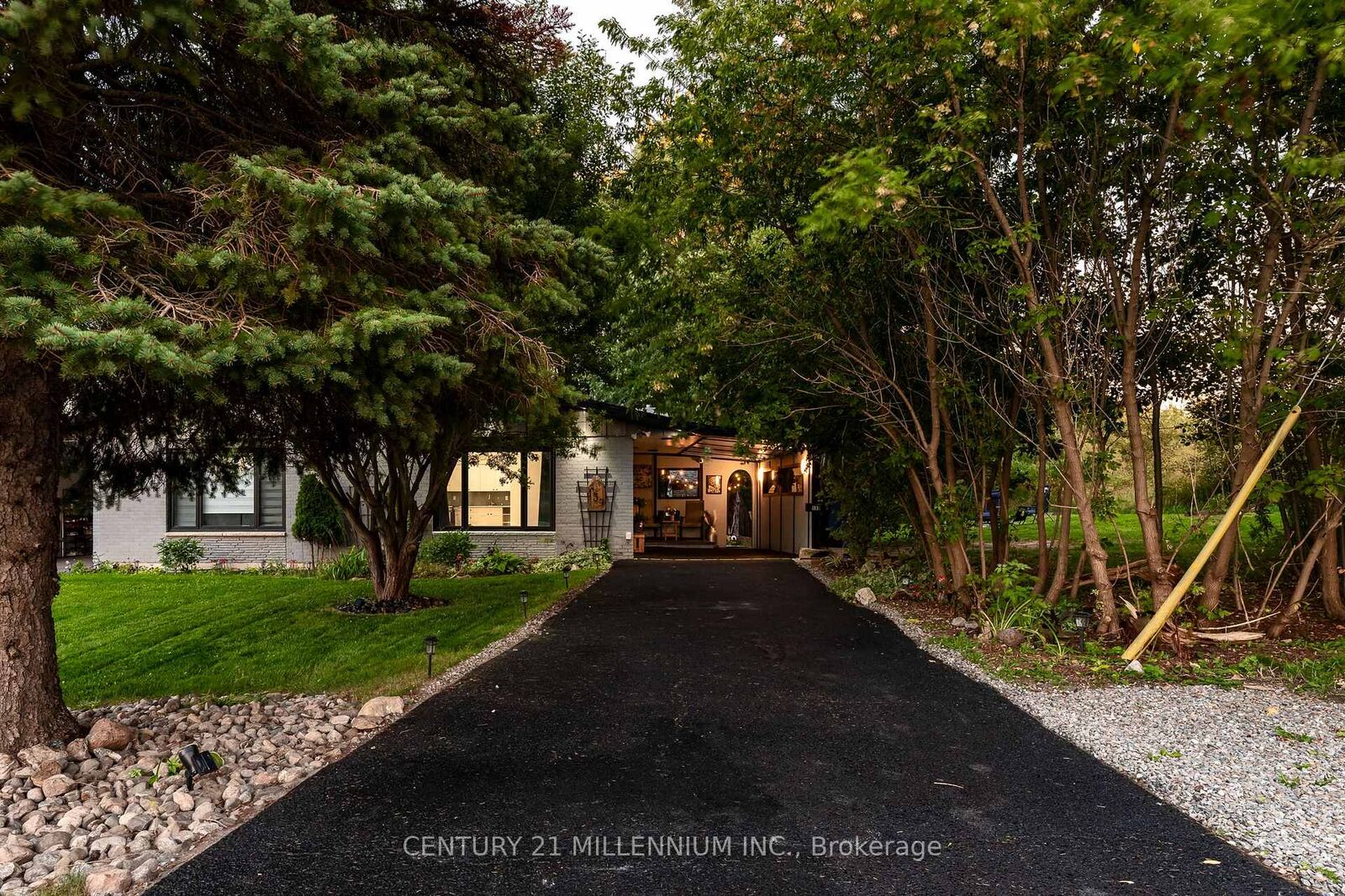 Property Photo:  139 Town Line  ON L9W 1V9 