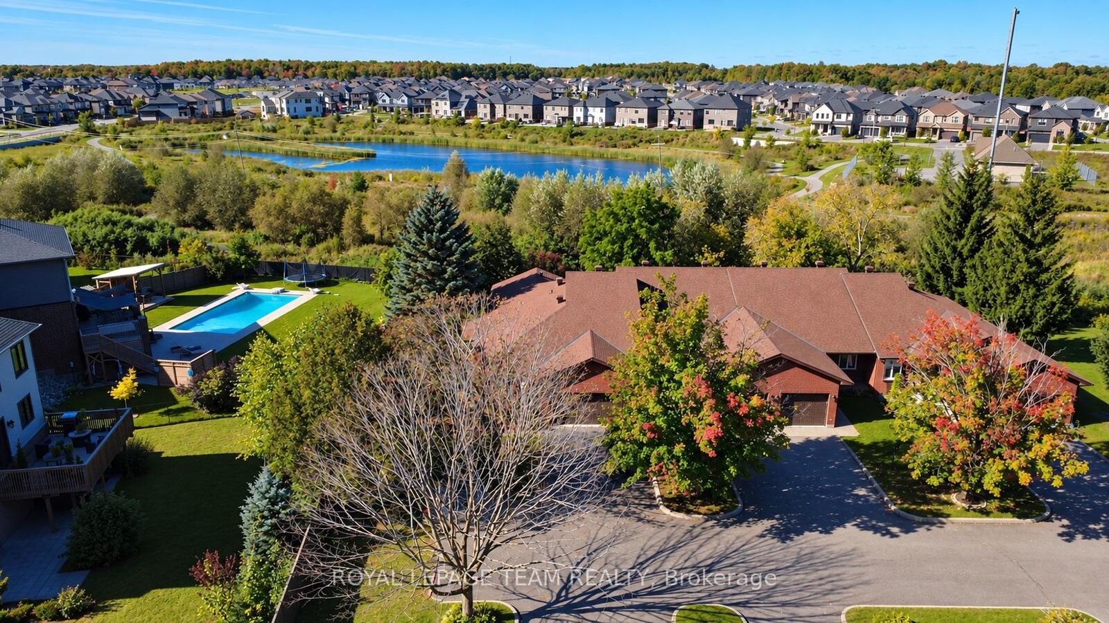 Photo de la propriété:  5668 Mahogony Harbour Lane  ON K4M 1K9 