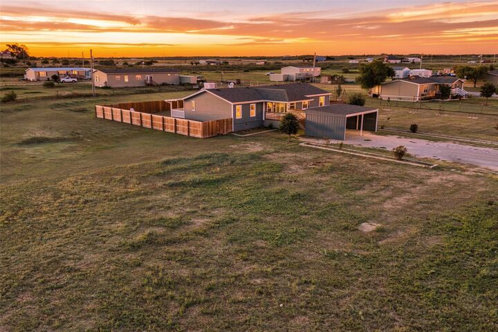 Property Photo: 2709 County Road 463 TX 78621